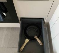 Kitchen drawer with pans
