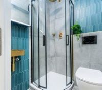 Full bathroom 2 image 1