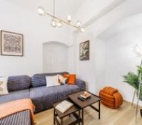 Living room image 3