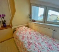 Room 2 (Plan 7)