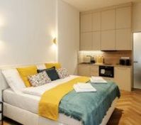 Studio with bed and kitchenette