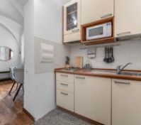 Full kitchen image 2