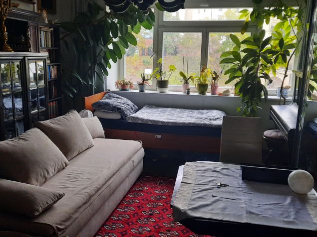 pokoj k pronájmu s klavírem