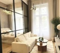 Living room image 14
