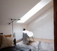 Bedroom 1 image 8