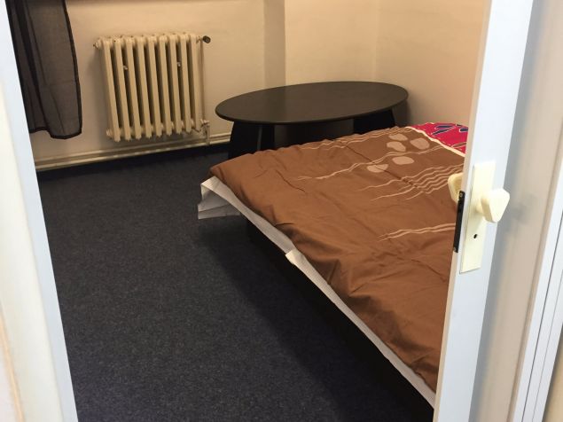 separate single room 2