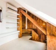 Entrance to technical room and to the rooftop