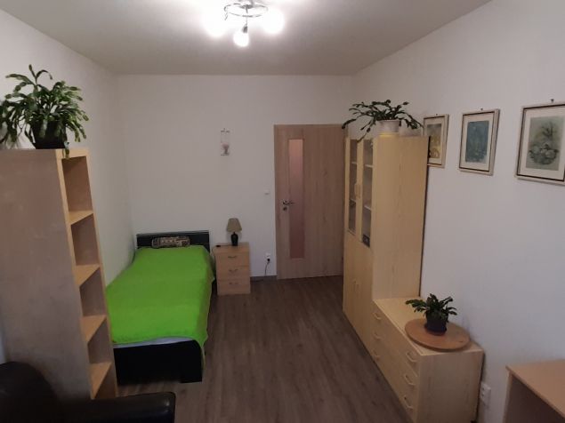 Pronájem pokoje Postřižín