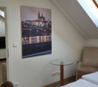 Apartment 52