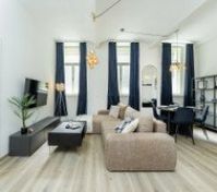 Living room image 3