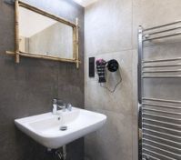 Koupelna/Bathroom with shower