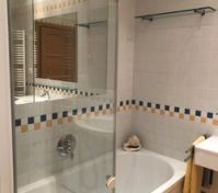 Bathroom with bathtub