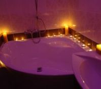 Bathroom photo 2