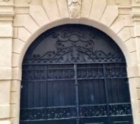 Entrance gate from Jilska to courtyard