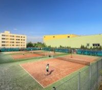 Sportcenter next door (discount)