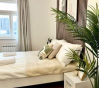 Bedroom image 7