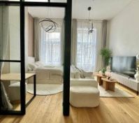 Living room image 13