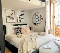 Bedroom image 21