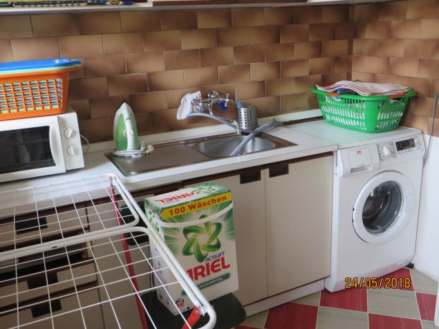 kuchyňka s pračkou