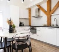 Full kitchen image 2