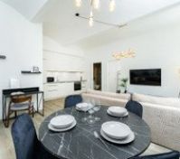 Dining area image 1