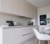 Dining area image 4