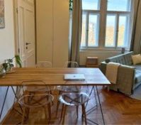 Specious dining table, also suitable for work