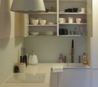 Kitchen open shelves and sink