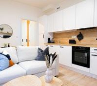 Full kitchen image 2