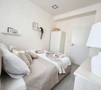 Bedroom 2 image 1