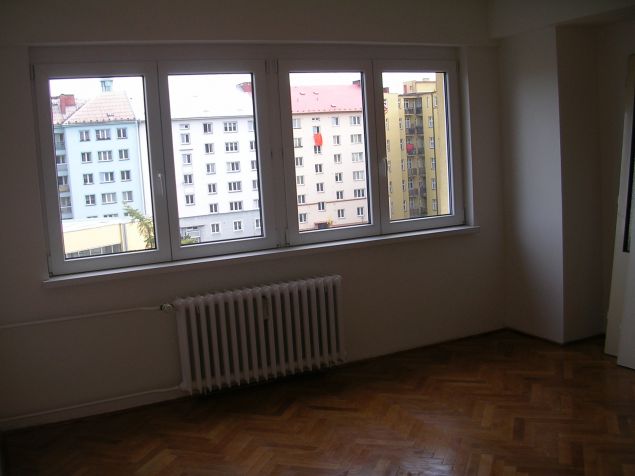 obývací pokoj - průchozí