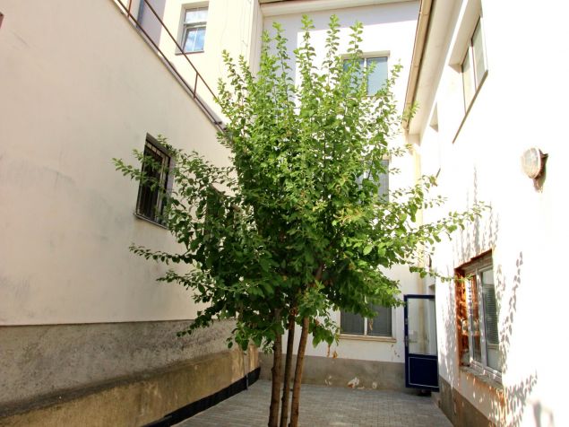 Dvůr - nová prergola s venkovním sezením