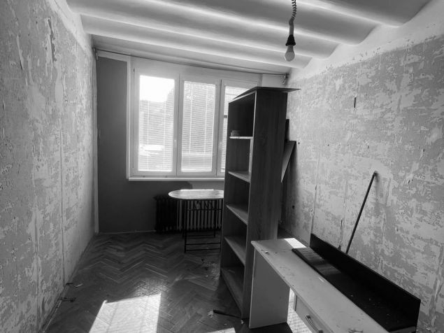 větší pokoj - 20m2