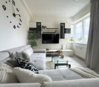 Living room image 1