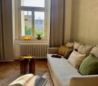 Living room image 2