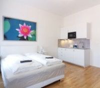 Living area image 1