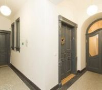 Exterior image 2