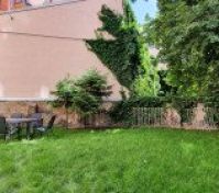 Garden with seating